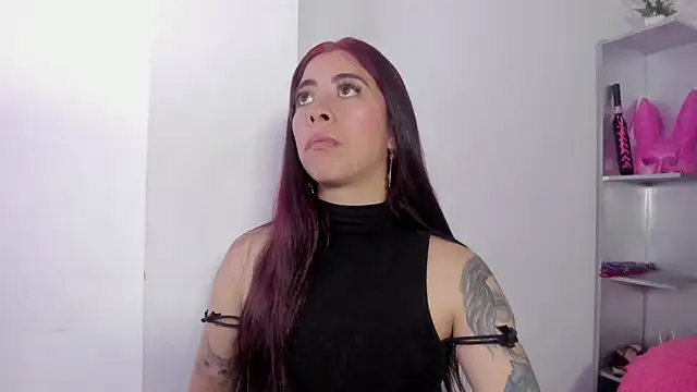 Snapshot of Maazikeen chatting on 1, 10, 2025 Maazikeen online show from 1, 10, 2025