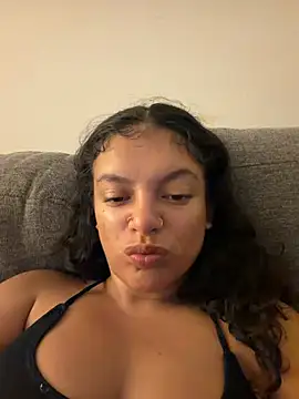 Snapshot of allybluee777 chatting on 10, 5, 2026 allybluee777 online show from 10, 5, 2026