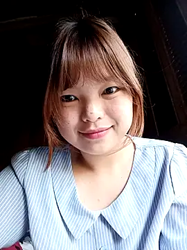 XoiXoi232 online show from 17, 10, 2025