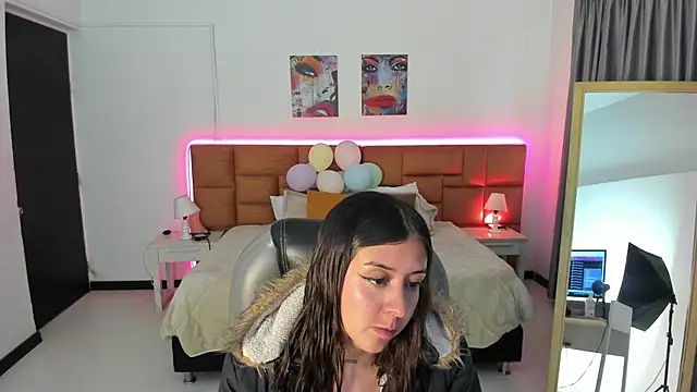 Catti Brie online show from 14, 5, 2026