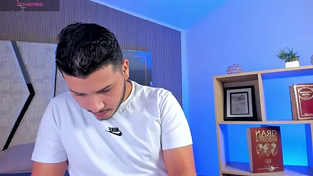 Axel grey  online show from 16, 4, 2026