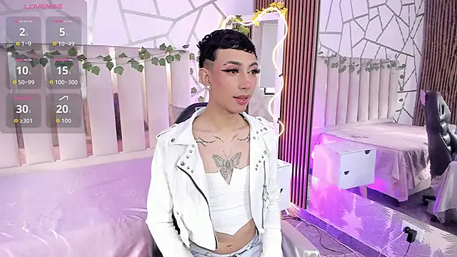 CYRUS TAY online show from 19, 6, 2026