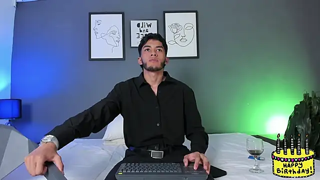 Tylerffoxx online show from 22, 4, 2026