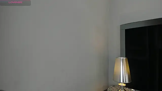 CarolineLee  online show from 21, 2, 2026