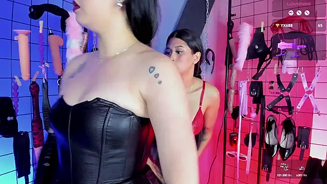 VictoryaLiah BDSM online show from 10, 9, 2025