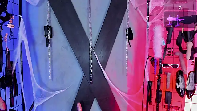 VictoryaLiah BDSM online show from 24, 10, 2025