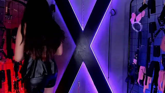 VictoryaLiah BDSM online show from 22, 4, 2026