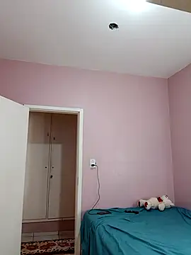 Snapshot of _SexyPetite_ chatting on 18, 9, 2025 SexyPetite online show from 18, 9, 2025