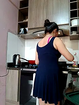 Snapshot of _SexyPetite_ chatting on 20, 9, 2025 SexyPetite online show from 20, 9, 2025