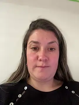 Snapshot of Abby-LS chatting on 28, 11, 2025 Abby-LS online show from 28, 11, 2025