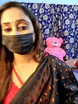 Snapshot of Cute-lusi chatting on 18, 9, 2025 Cute-lusi online show from 18, 9, 2025