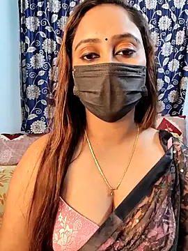 Snapshot of Cute-lusi chatting on 9, 10, 2025 Cute-lusi online show from 9, 10, 2025