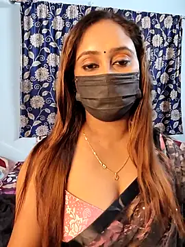 Snapshot of Cute-lusi chatting on 14, 10, 2025 Cute-lusi online show from 14, 10, 2025