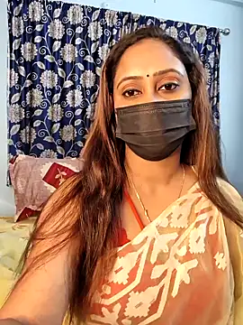 Snapshot of Cute-lusi chatting on 2, 11, 2025 Cute-lusi online show from 2, 11, 2025