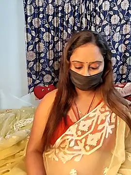 Snapshot of Cute-lusi chatting on 14, 11, 2025 Cute-lusi online show from 14, 11, 2025