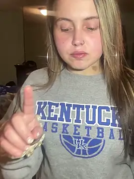 JuicyExxxperience online show from 19, 12, 2025