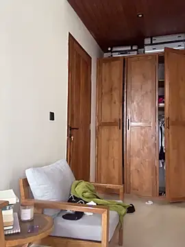 auriangel online show from 5, 2, 2026