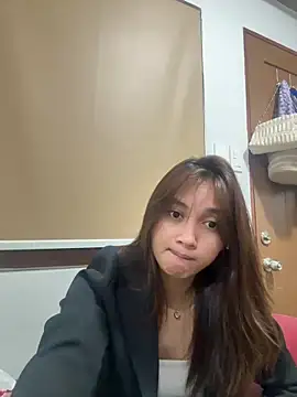 Snapshot of LanySylvia chatting on 13, 10, 2025 LanySylvia online show from 13, 10, 2025