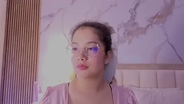 LunaRosse  online show from 6, 4, 2026