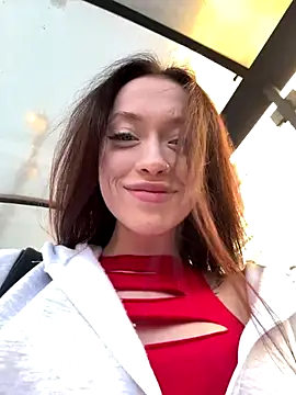 Snapshot of EstaVista chatting on 29, 9, 2025 EstaVista online show from 29, 9, 2025