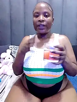 MrsMxx25 online show from 26, 10, 2025