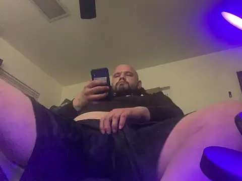 Snapshot of shakeweight chatting on 9, 4, 2026 shakeweight online show from 9, 4, 2026