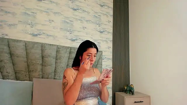 ShanelEvans online show from 29, 10, 2025