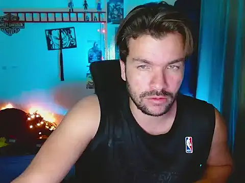 Snapshot of cortelioni_massimo_ chatting on 4, 10, 2025 cortelioni massimo online show from 4, 10, 2025