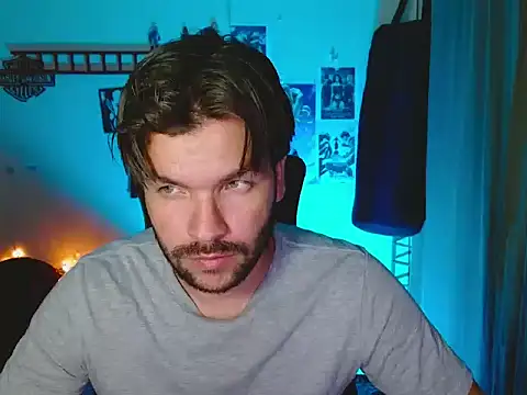 Snapshot of cortelioni_massimo_ chatting on 8, 10, 2025 cortelioni massimo online show from 8, 10, 2025