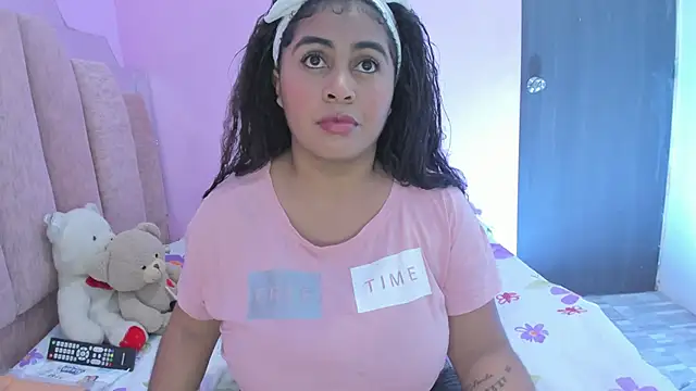 AndreaSweet2 online show from 15, 9, 2025