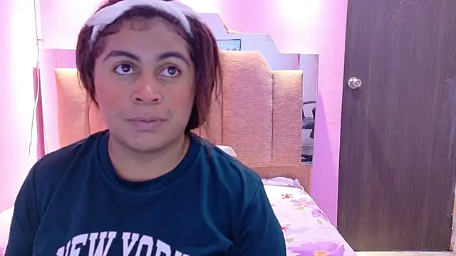 Snapshot of AndreaSweet2 chatting on 27, 2, 2026 AndreaSweet2 online show from 27, 2, 2026