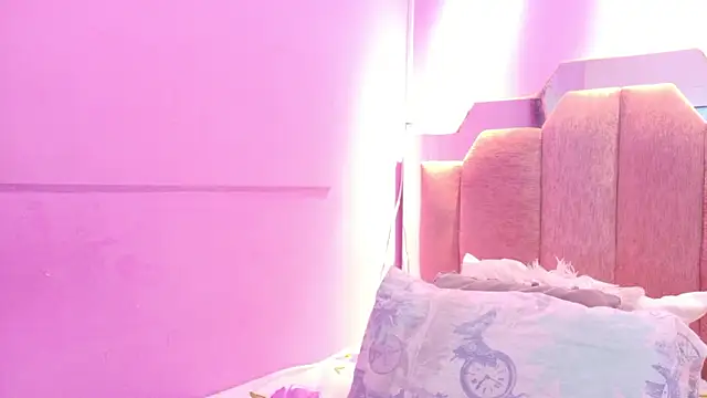 Snapshot of AndreaSweet2 chatting on 5, 3, 2026 AndreaSweet2 online show from 5, 3, 2026