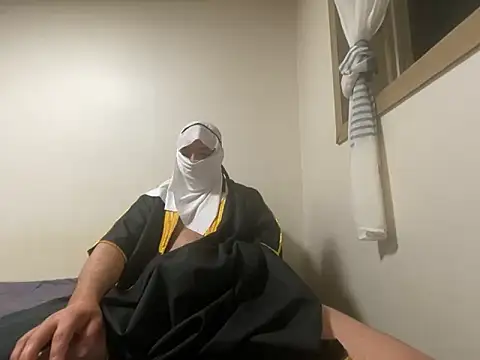 Snapshot of sheikhbandar06_09 chatting on 25, 10, 2025 sheikhbandar06 09 online show from 25, 10, 2025