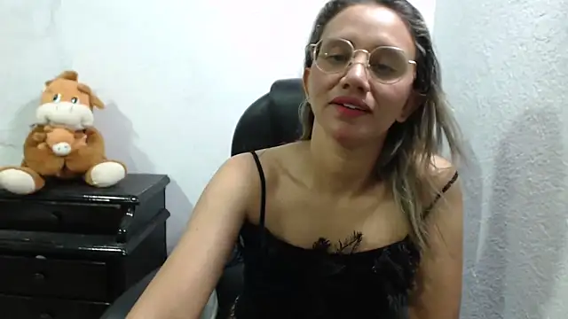 StarletTays online show from 17, 3, 2026