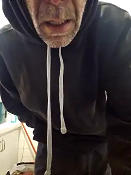 Stingles online show from 10, 10, 2025