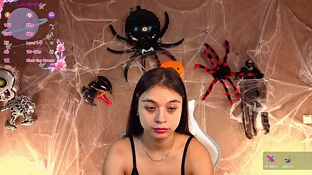 Leila Hefner online show from 16, 10, 2025