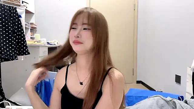 Snapshot of Ann-cookie chatting on 1, 12, 2025 Ann-cookie online show from 1, 12, 2025