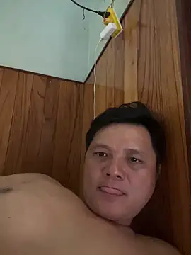 Snapshot of hotboy2x chatting on 10, 6, 2026 hotboy2x online show from 10, 6, 2026