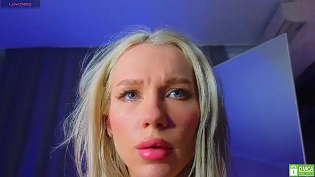 KittenFang online show from 3, 4, 2026