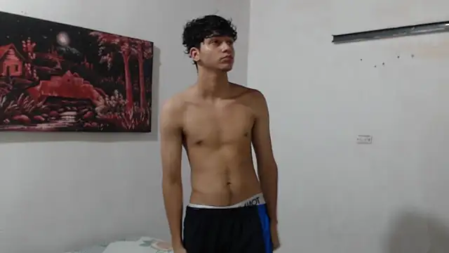 alice julls online show from 8, 9, 2025