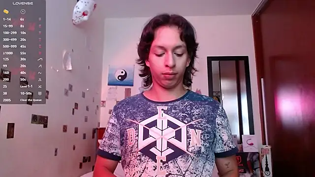 DannyPhantom555 online show from 25, 10, 2025