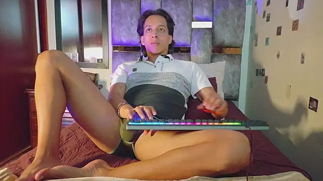 DannyPhantom555 online show from 28, 4, 2026