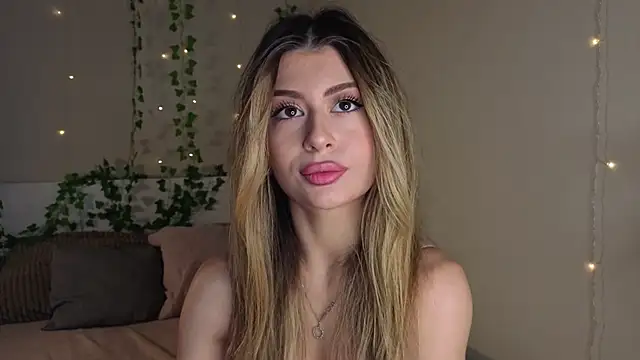 GeorginaHarn online show from 2, 11, 2025