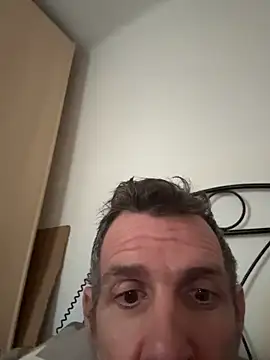 gigolobcn online show from 11, 2, 2026