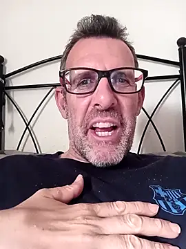 gigolobcn online show from 17, 4, 2026