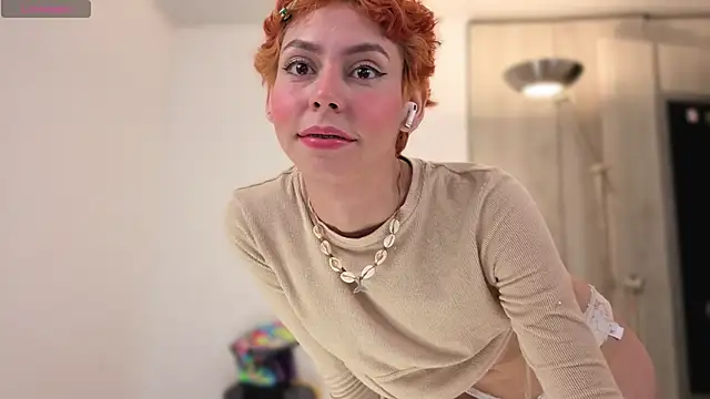 Snapshot of colette_e chatting on 15, 10, 2025 colette e online show from 15, 10, 2025