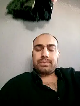 Snapshot of Aliii1657 chatting on 10, 5, 2026 Aliii1657 online show from 10, 5, 2026