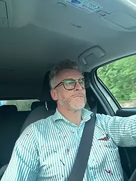 Axl hot online show from 20, 4, 2026