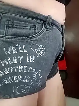 tany90 online show from 8, 10, 2025