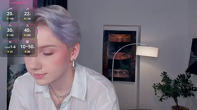 Snapshot of OdelynaAsp chatting on 22, 10, 2025 OdelynaAsp online show from 22, 10, 2025